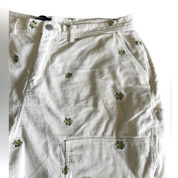 Forever 21+ Smiley Face Corduroy Shorts Size 3X - Picture 5 of 7